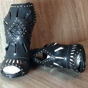 Aldo Leather Gladiator Studded Heels Size 6.5